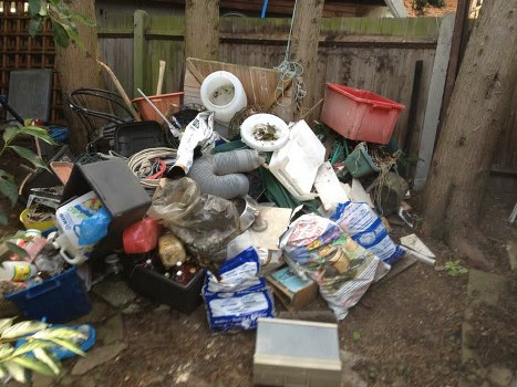 Professional movers at work in Hanwell